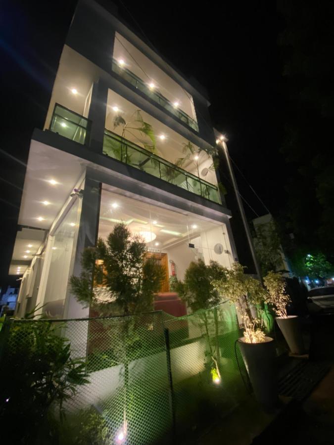 La Paradise Luxury Villa Puducherry Buitenkant foto